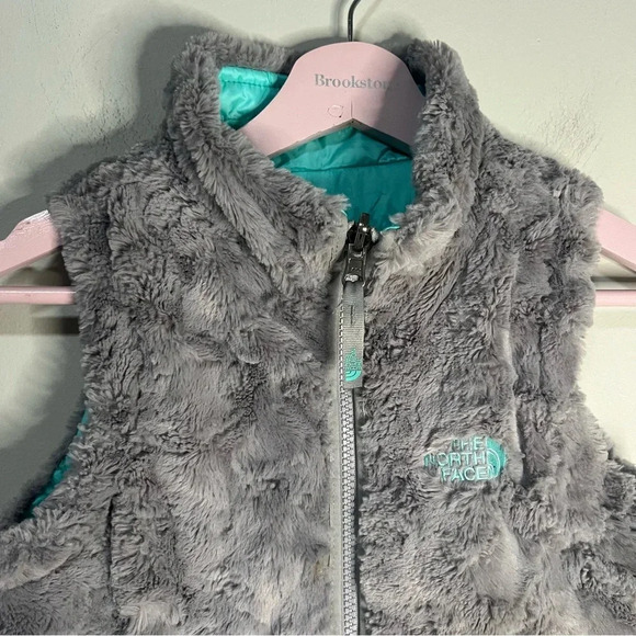 The North Face Reversible Mossbud Swirl Insulated Vest Girls Size 6 Youth - Picture 13 of 14